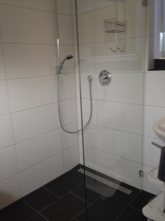 Tankbar'S Hotelchen Heroldsberg Стая снимка